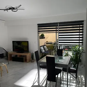 Superbe Carre Delfino Port De Appartement